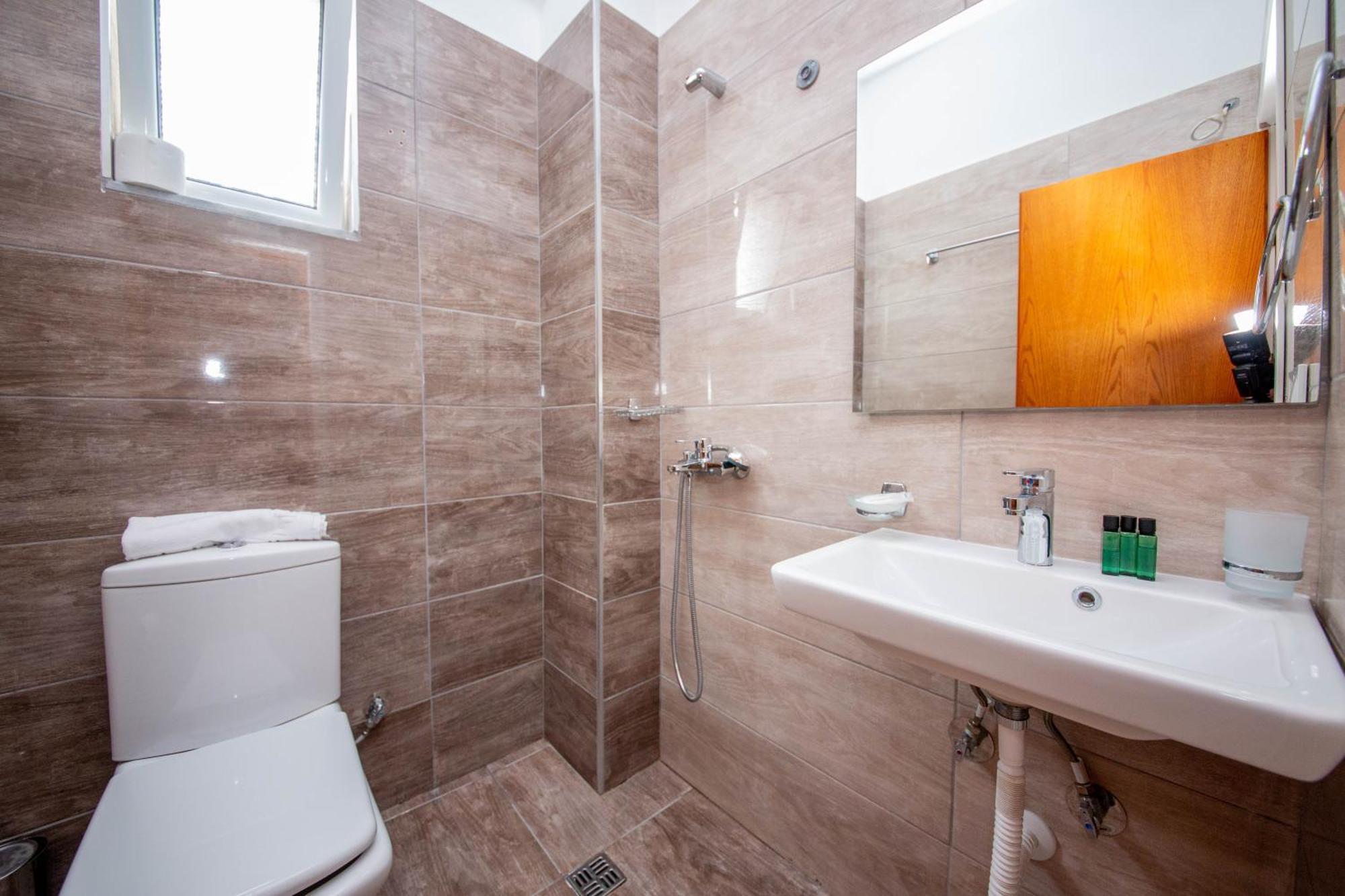 Hotel Keliani Sarande Ngoại thất bức ảnh